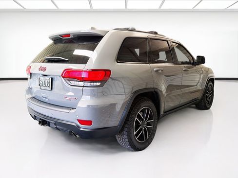 Used 2019 Jeep Grand Cherokee Trailhawk w/ Trailhawk Luxury Group AWD/4WD image 4