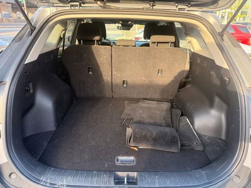 Used 2025 Kia Sportage LX image 29