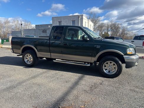 Used 2002 Ford F150 XLT image 9