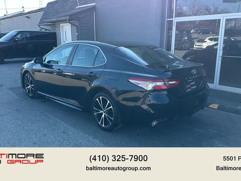 Used 2018 Toyota Camry SE image 7