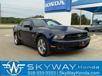 Used 2011 Ford Mustang Premium w/ 202A Rapid Spec Order Code image 1