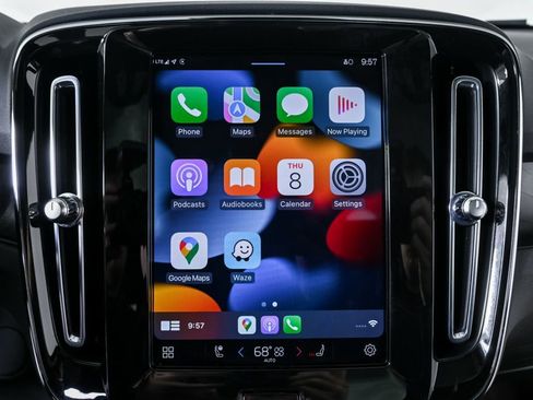 Certified 2023 Volvo C40 P8 Recharge Ultimate image 18