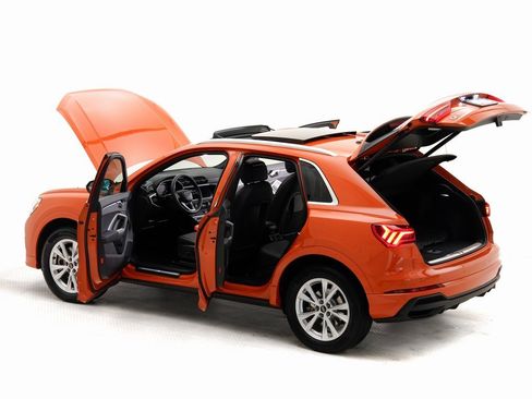 Used 2023 Audi Q3 2.0T Premium Plus w/ Premium Plus Package image 27