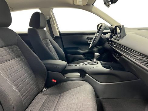 Used 2025 Honda HR-V LX image 31