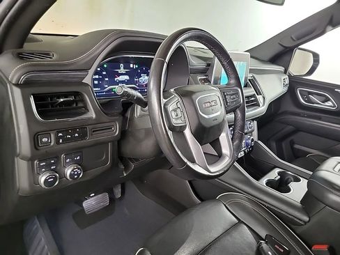 Used 2023 GMC Yukon SLT image 10