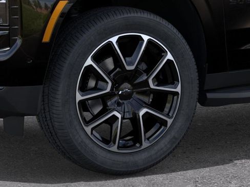 New 2026 Chevrolet Suburban RST w/ Comfort Package AWD/4WD image 10