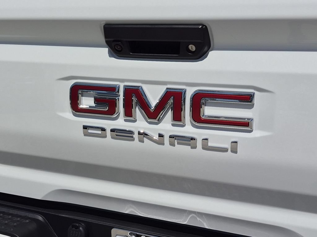 New 2026 GMC Canyon Denali AWD/4WD image 31