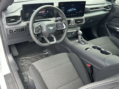 New 2025 Ford Mustang Coupe image 9