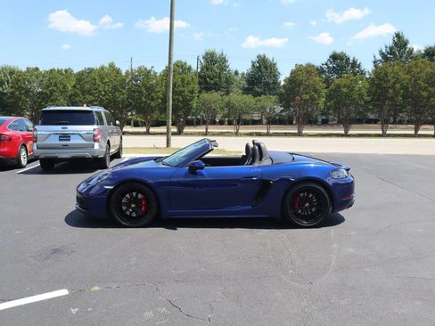 Used 2021 Porsche 718 Boxster GTS RWD image 8