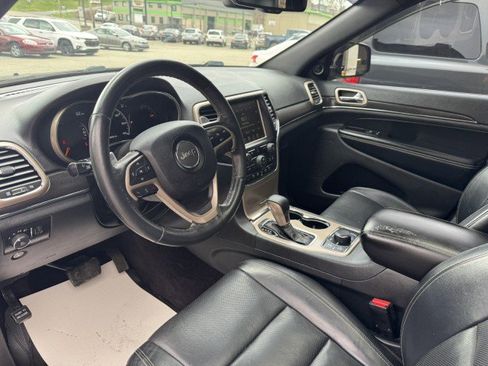 Used 2016 Jeep Grand Cherokee Limited w/ Luxury Group II image 11