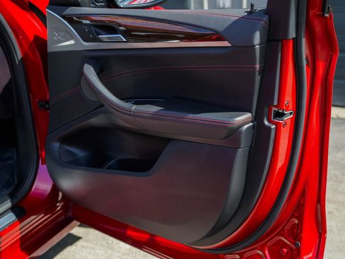 Used 2019 BMW X4 M40i w/ Executive Package image 24