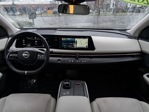 Certified 2024 Nissan Ariya AWD image 9