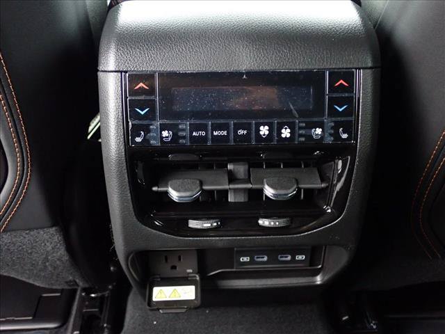 New 2027 Jeep Grand Cherokee Summit AWD/4WD image 11