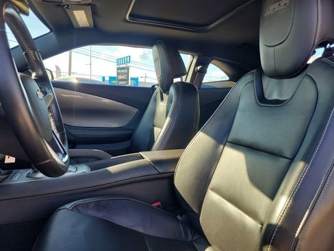 Used 2013 Chevrolet Camaro SS image 12
