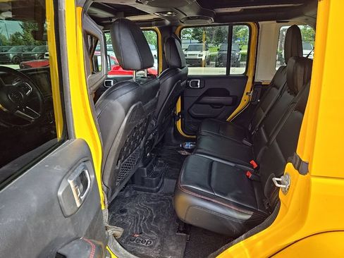 Used 2019 Jeep Wrangler Unlimited Rubicon AWD/4WD image 17