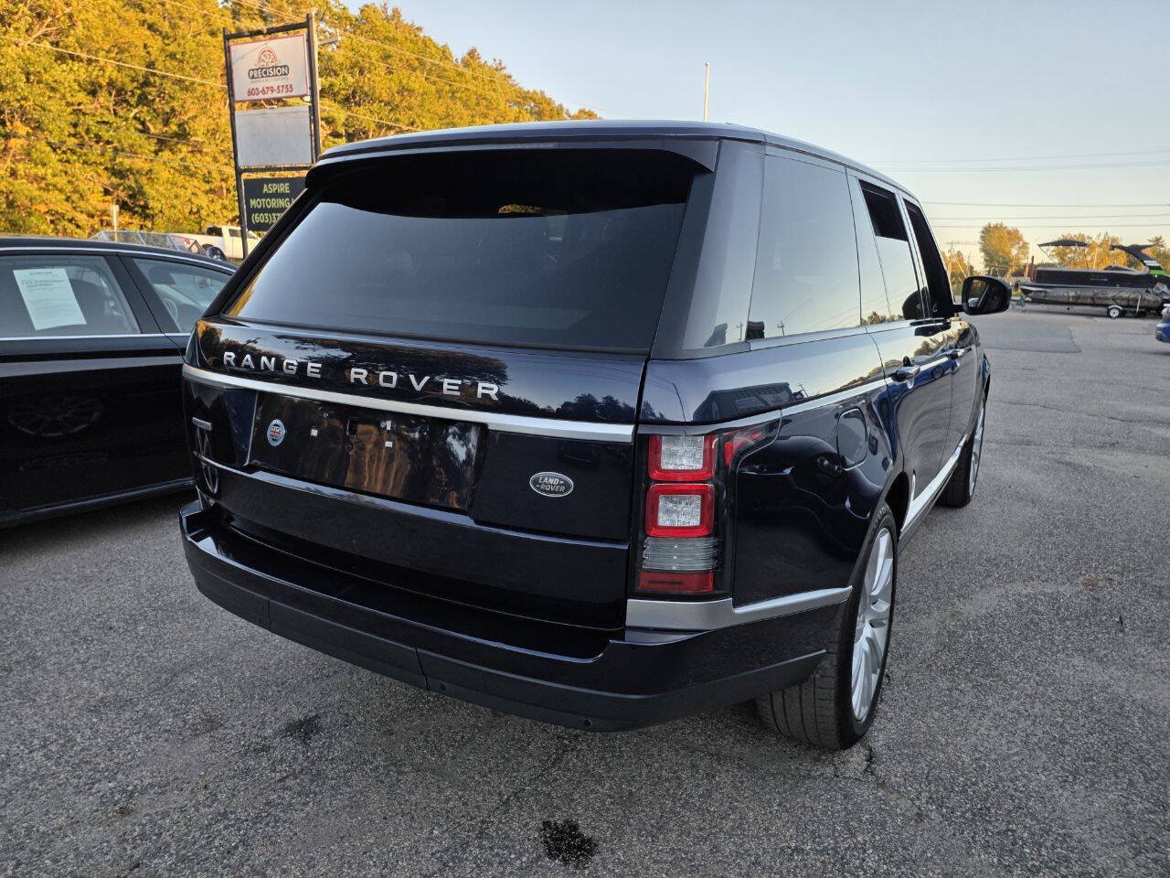 Used 2015 Land Rover Range Rover Supercharged AWD/4WD image 9