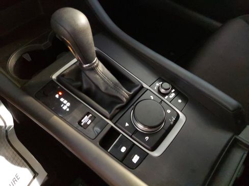 Used 2021 MAZDA MAZDA3 s FWD image 20
