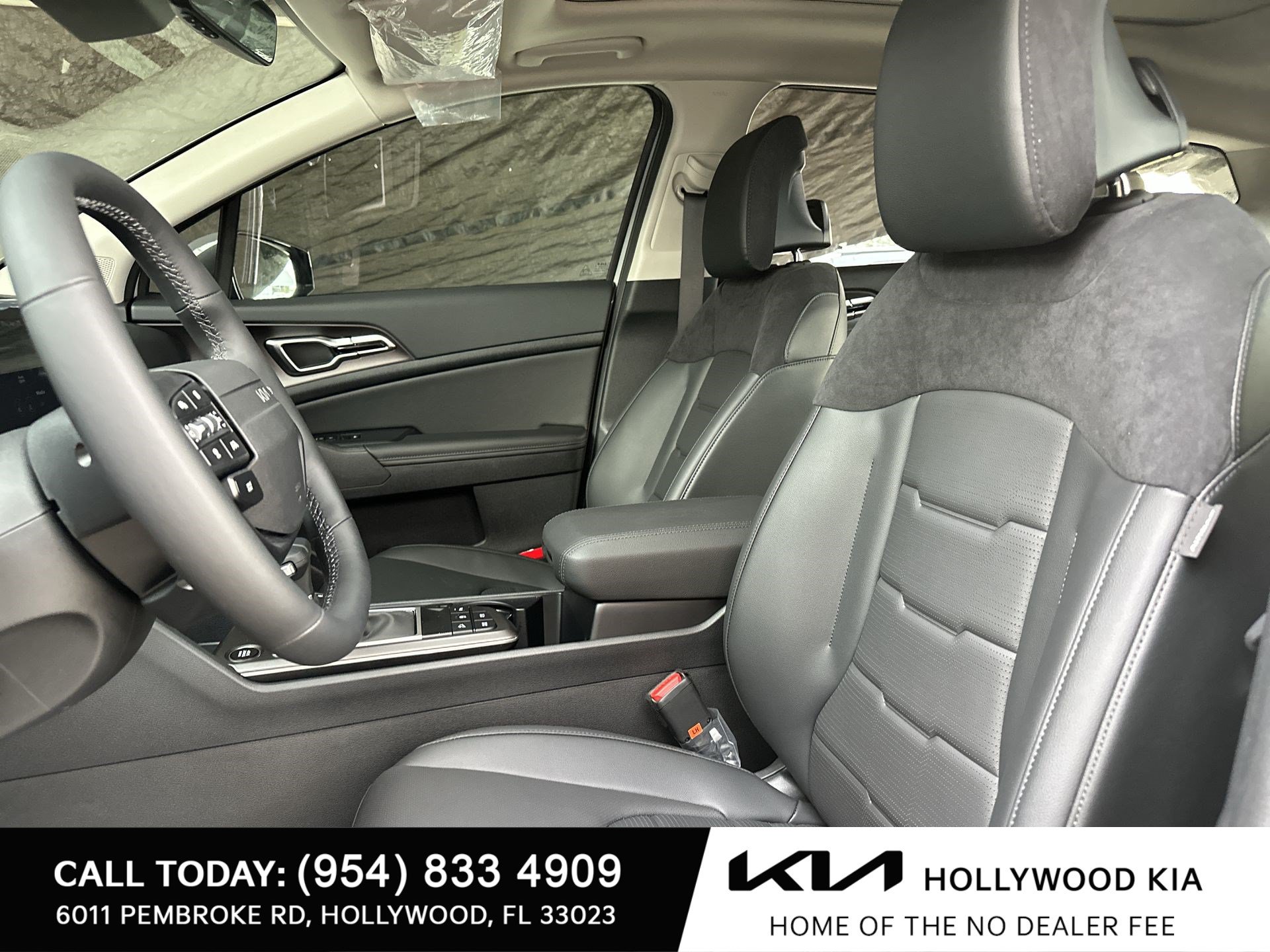 New 2026 Kia Sportage SX FWD image 15