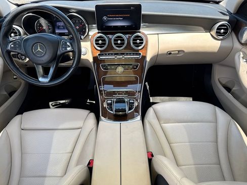 Used 2016 Mercedes-Benz C 300 4MATIC Sedan image 21
