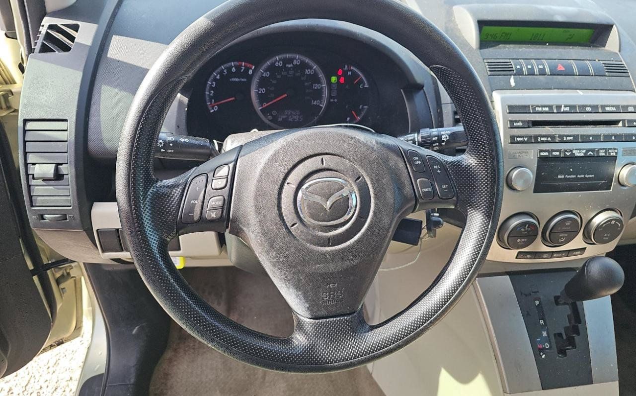 Used 2008 MAZDA MAZDA5 Sport FWD image 16