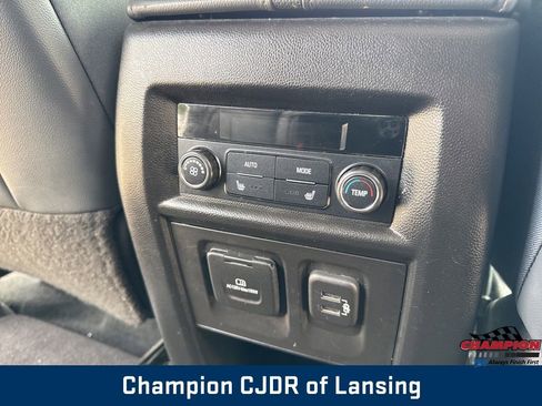 Used 2021 Chevrolet Traverse Premier w/ LPO, Cargo Package image 25