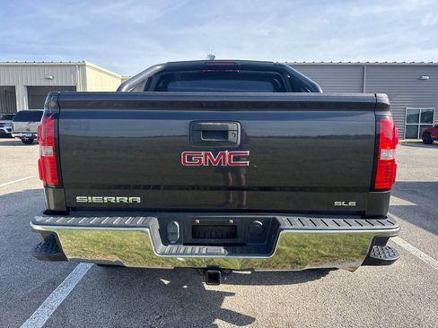 Used 2015 GMC Sierra 1500 SLE w/ SLE Value Package AWD/4WD image 5