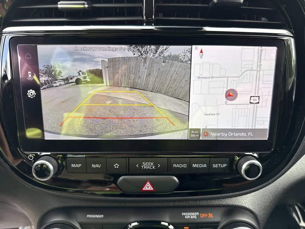 Used 2023 Kia Soul S FWD image 28