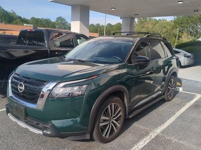 Used 2025 Nissan Pathfinder Platinum