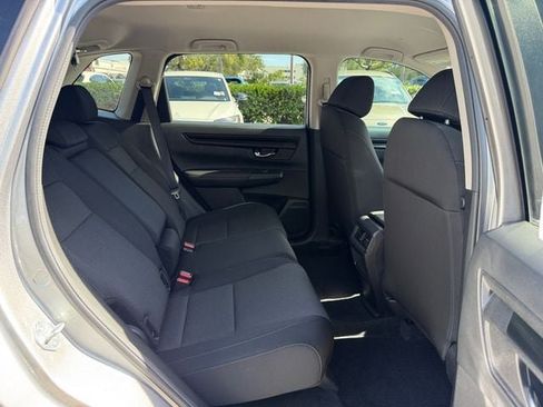 Used 2025 Honda CR-V LX image 18