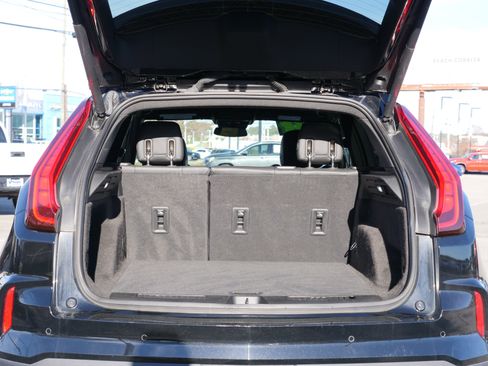 Certified 2024 Cadillac XT4 Premium Luxury image 11