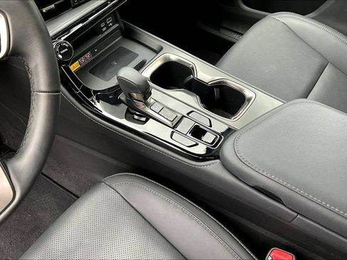 Used 2024 Lexus NX 250 FWD image 16