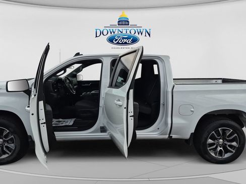 Used 2025 Chevrolet Silverado 1500 LT AWD/4WD image 27