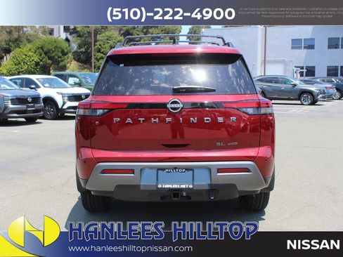 New 2026 Nissan Pathfinder SL w/ SL Premium Package AWD/4WD image 8