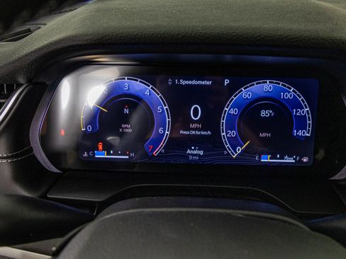 New 2025 Jeep Grand Cherokee Altitude image 22