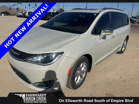 Used 2020 Chrysler Pacifica Limited w/ Advanced Safetytec Group FWD image 1