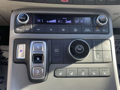 Used 2023 Hyundai Palisade Limited image 30