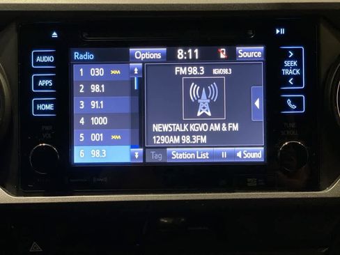 Used 2018 Toyota Tacoma TRD Off-Road image 19