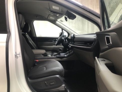 New 2026 Kia Carnival EX image 37