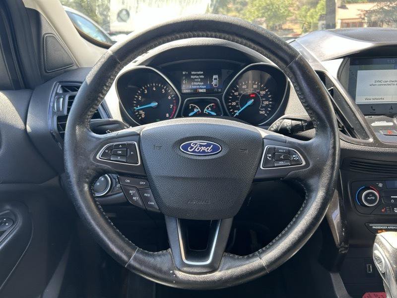 Used 2019 Ford Escape Titanium FWD image 9