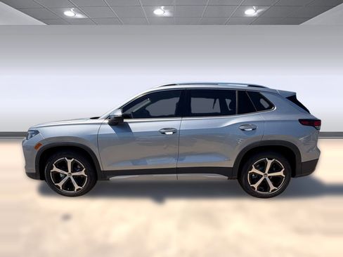 New 2026 Volkswagen Tiguan SE FWD image 2