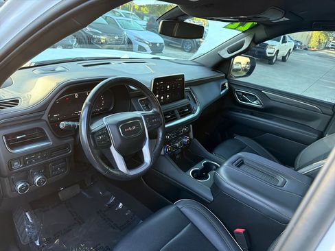 Used 2022 GMC Yukon SLT w/ SLT Luxury Package RWD image 15