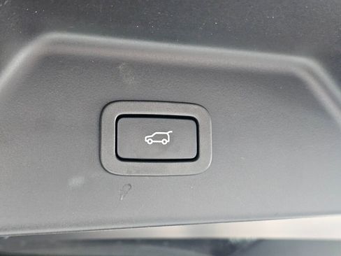 Used 2019 Land Rover Range Rover Supercharged AWD/4WD image 18