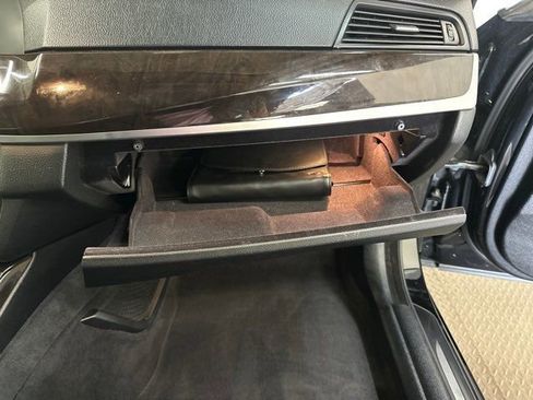 Used 2016 BMW 528i Sedan image 37