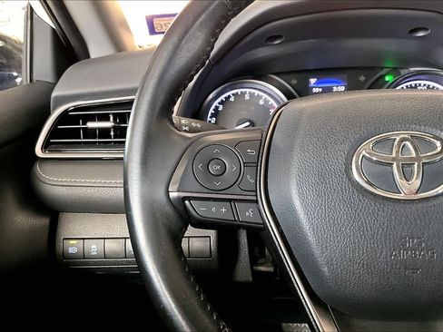 Used 2021 Toyota Camry SE w/ Convenience Package image 23