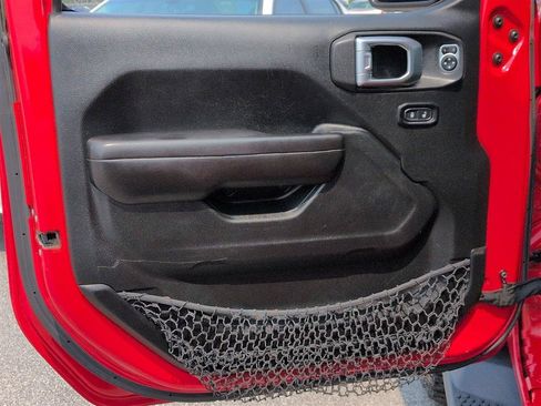 Used 2018 Jeep Wrangler Unlimited Sport S AWD/4WD image 12