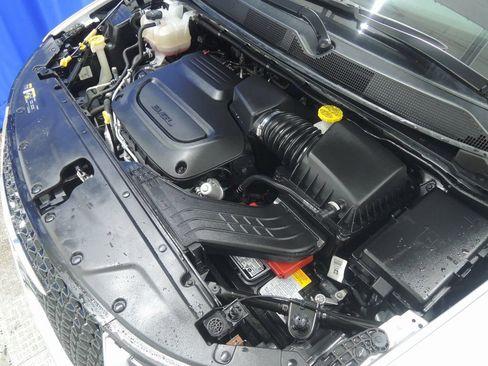 Used 2024 Chrysler Pacifica Limited FWD image 40