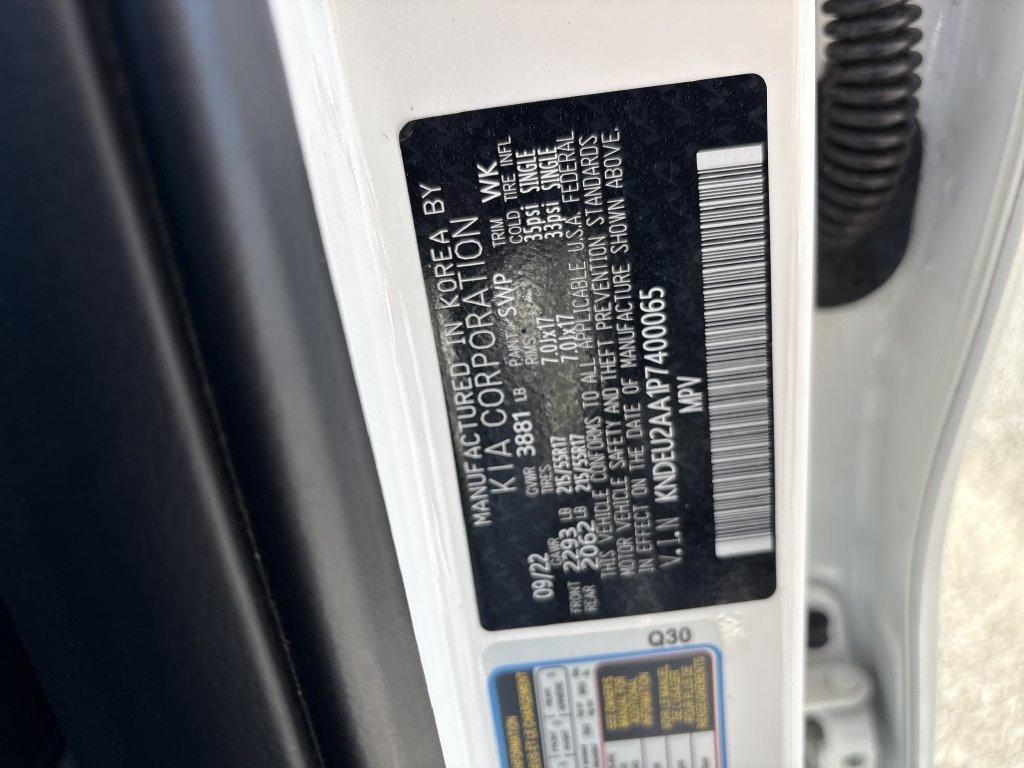 Used 2023 Kia Seltos S w/ Navigation Package FWD image 35
