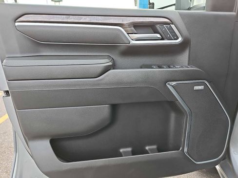 Used 2025 Chevrolet Silverado 3500 LTZ w/ LTZ Plus Package image 29