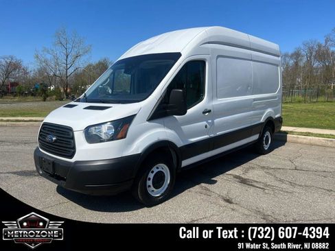 Used 2019 Ford Transit 250 148 High Roof RWD image 1