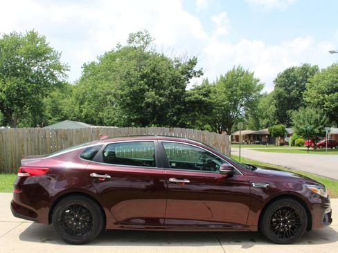 Used 2020 Kia Optima LX FWD image 11